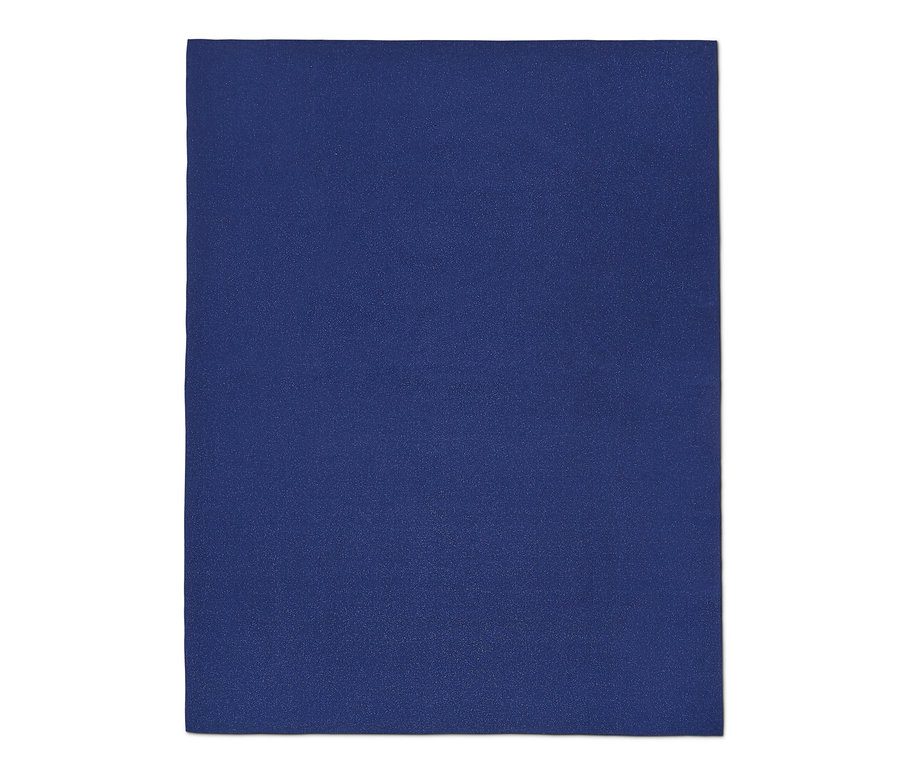 Blaue Tischdecke in Normalgröße.