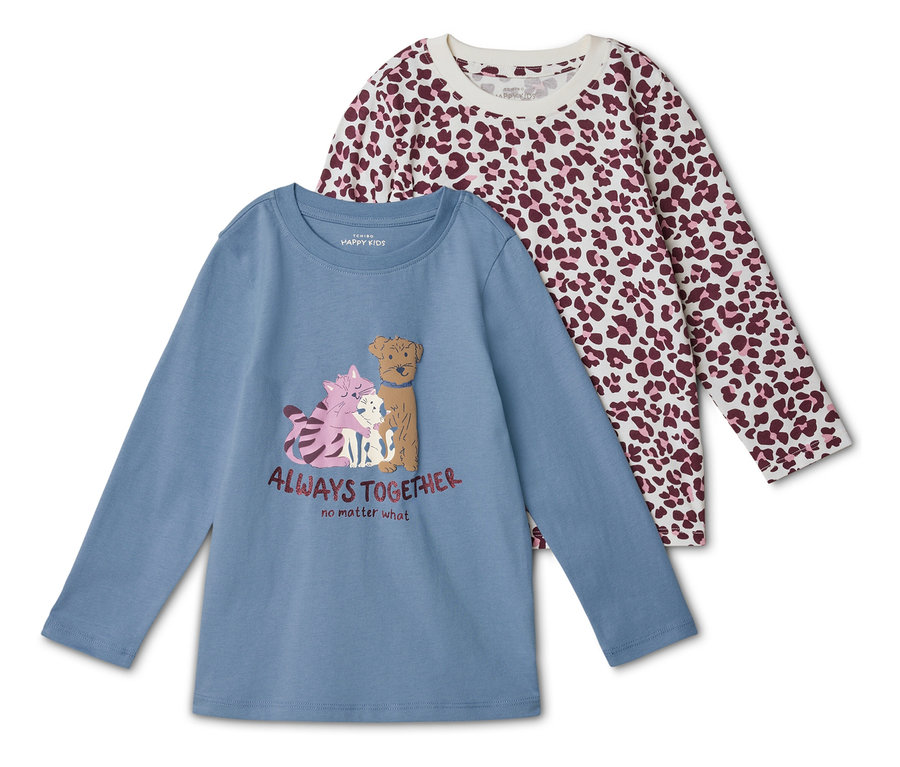 Zwei langärmlige Kinder-T-Shirts liegen übereinander, eines blau mit Tiermotiv und eines mit Leopardenmuster.