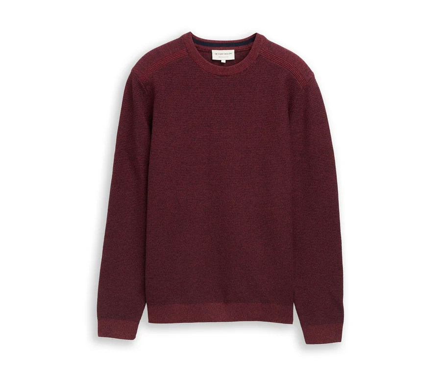 Dunkelroter Rundhals-Pullover mit strukturierter Strickmusterung und gerippten Schultern, Bündchen und Saum.