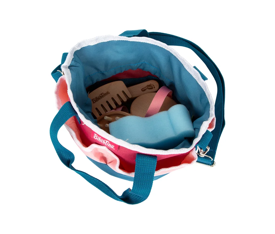 small foot Pferdepflege-Set »Bibi & Tina« in einer pink-türkisen Stofftasche mit Holzkamm, Bürste und blauem Schwamm.