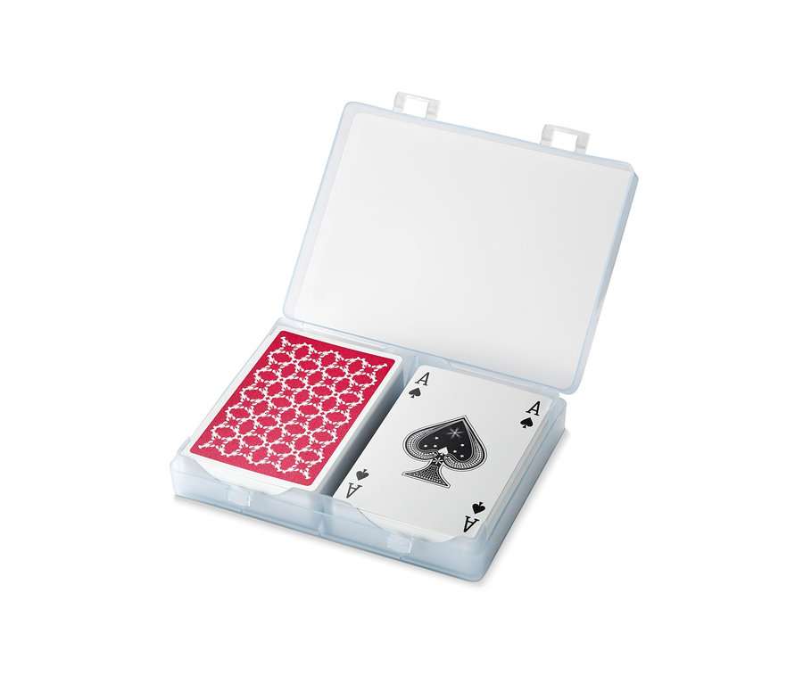 Zwei Päckchen wasserfeste Spielkarten in einem durchsichtigen Etui.