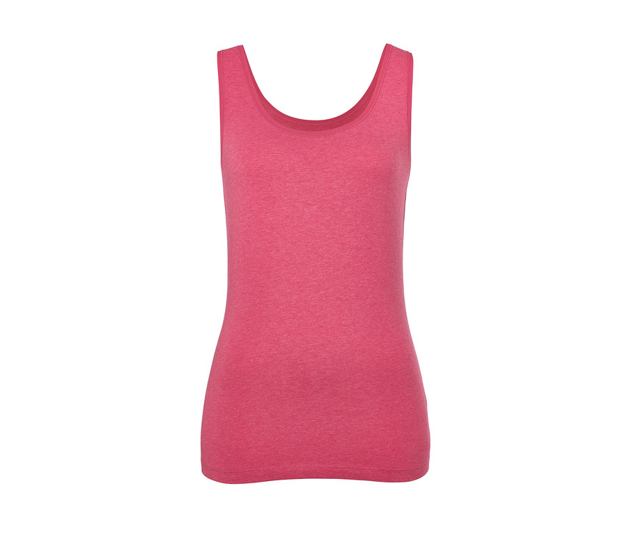 Ein rosafarbenes Tanktop aus einem 2er-Pack Hemdchen auf weißem Hintergrund.