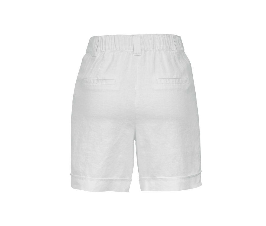 Detailansicht der Rückseite von Leinen-Bermudashorts.