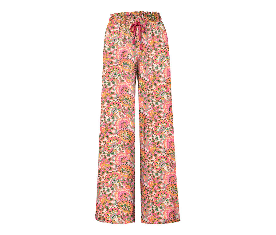 Eine Relaxhose mit Blumenmuster.