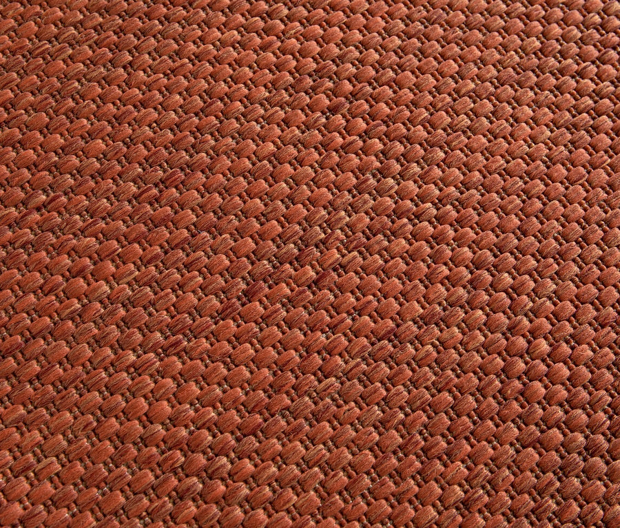 Detailaufnahme eines roten Teppichs »Eldorado«.