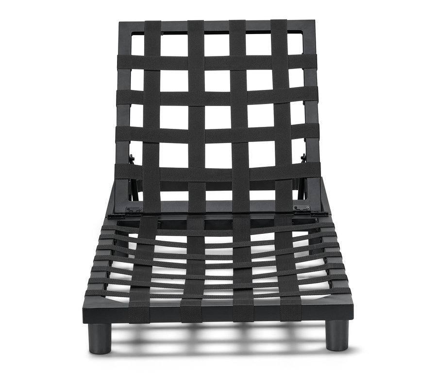 Schwarze Premium-Einzelliege mit verstellbarer Kopfstütze und Sunbrella®-Stoff.