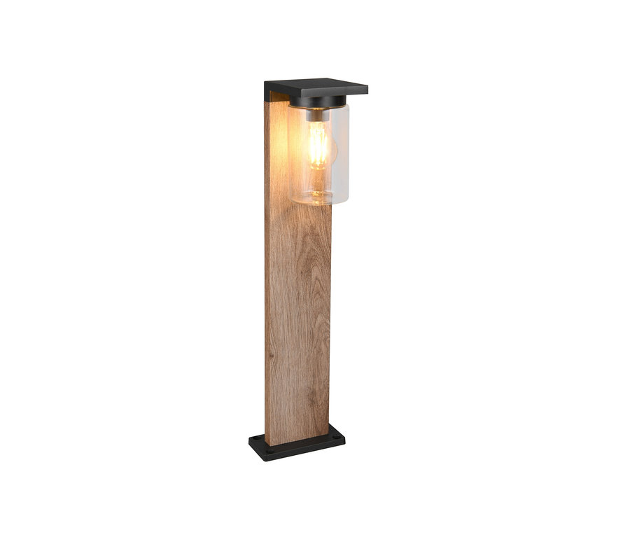 Trio Outdoor-Wegeleuchte »Ardila« in Holzoptik mit eingeschalteter Glühbirne.