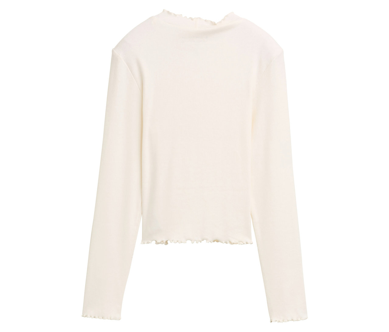 Beiges Langarmshirt mit Rüschen am Saum und Halsausschnitt.