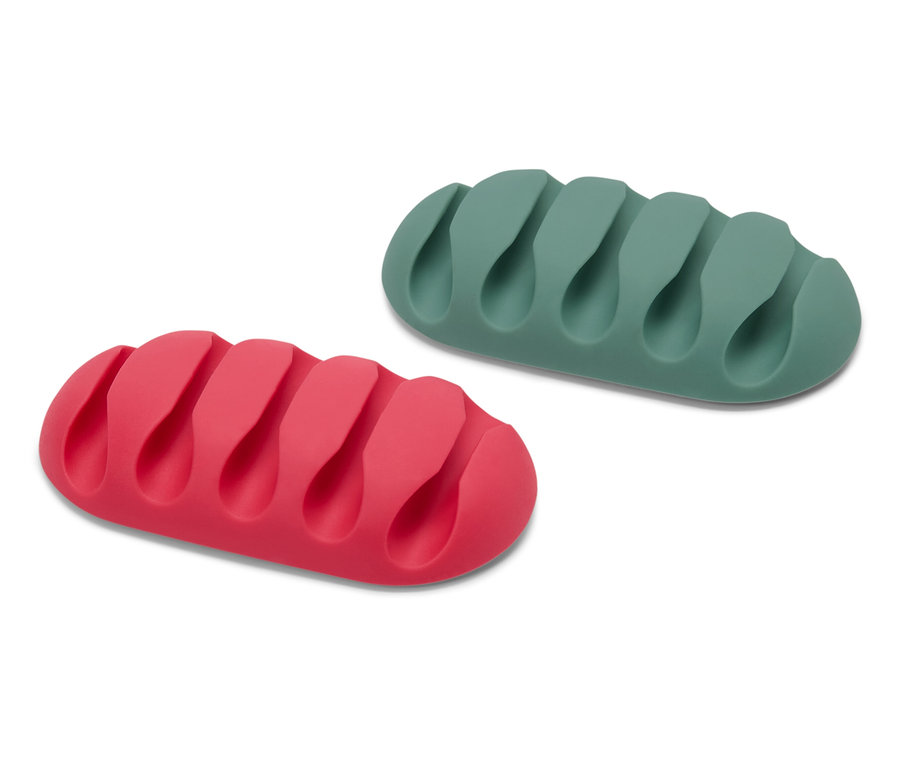 Zwei Universal-Kabelmanager: einer rot, einer grün.