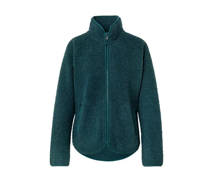Eine grüne Fleecejacke mit Reißverschluss und Stehkragen vor einem weißen Hintergrund.
