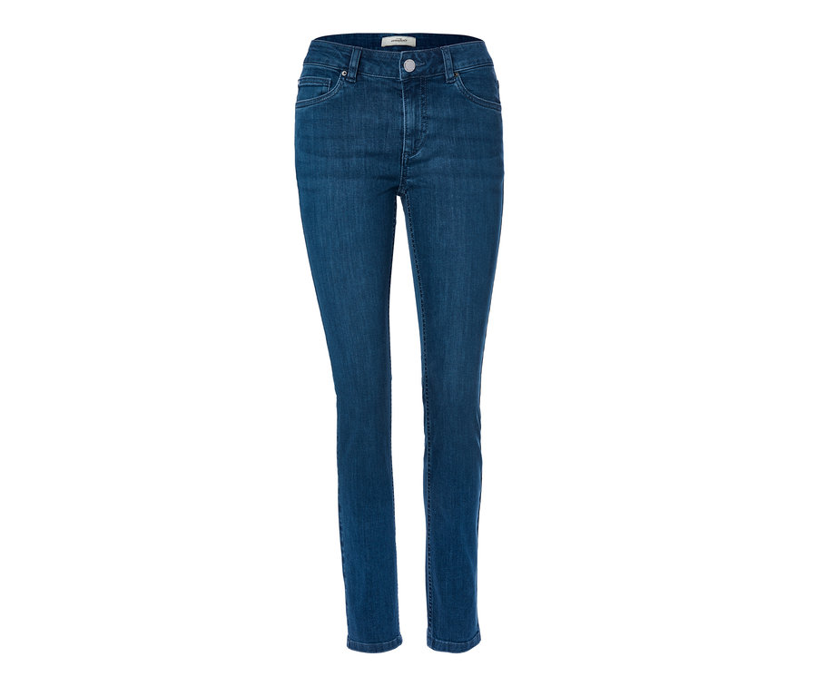 Blaue Slimfit-Jeans.