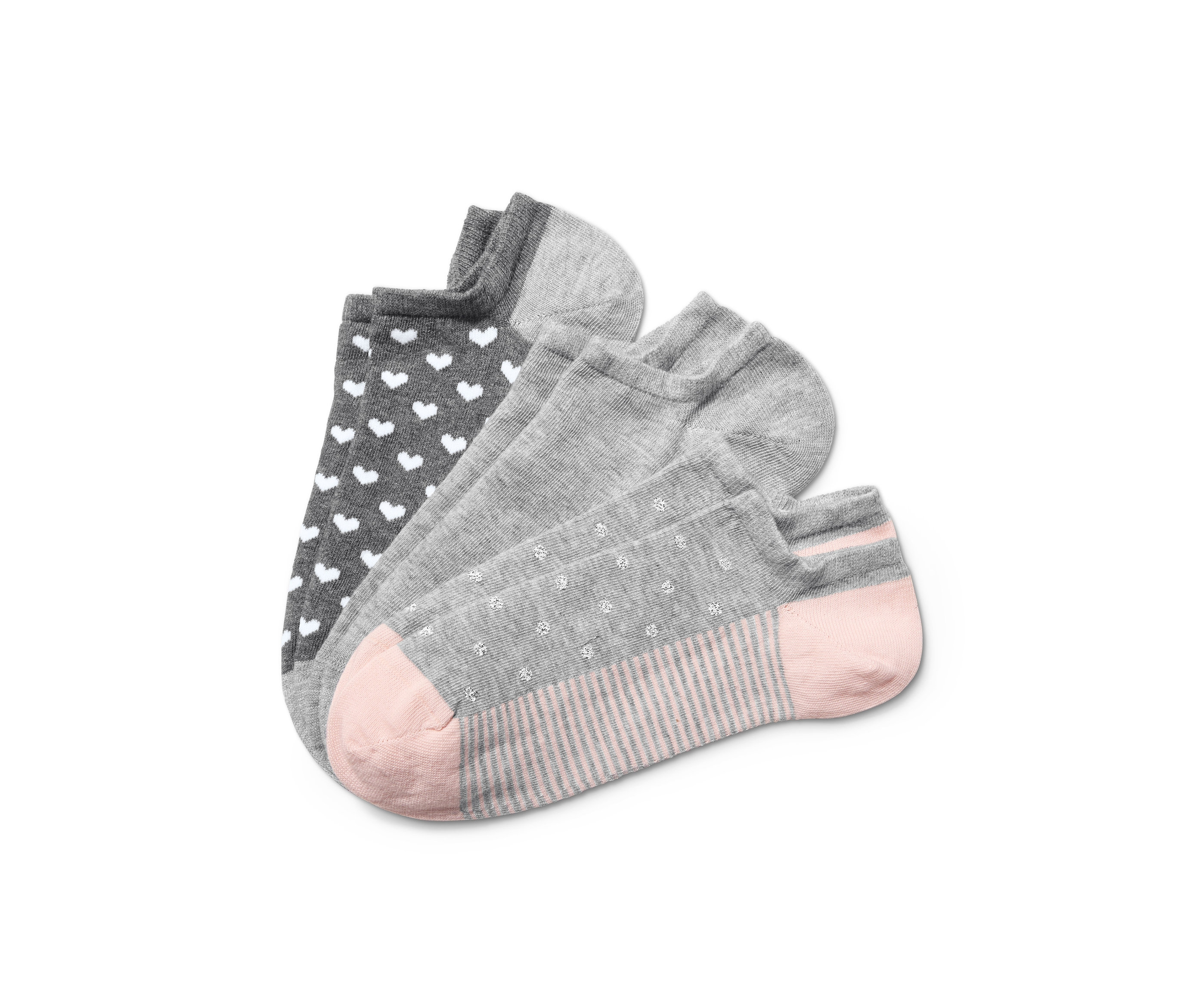 Drei Paar Sneakersocken liegen übereinander.