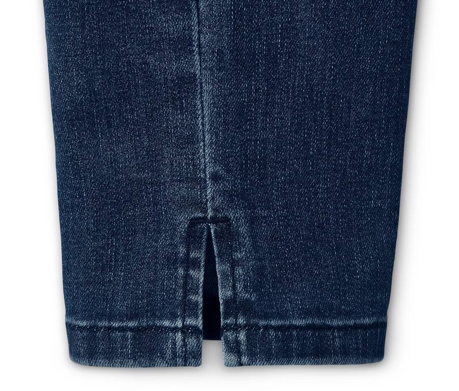 Detailaufnahme einer Skinny-Jeans.