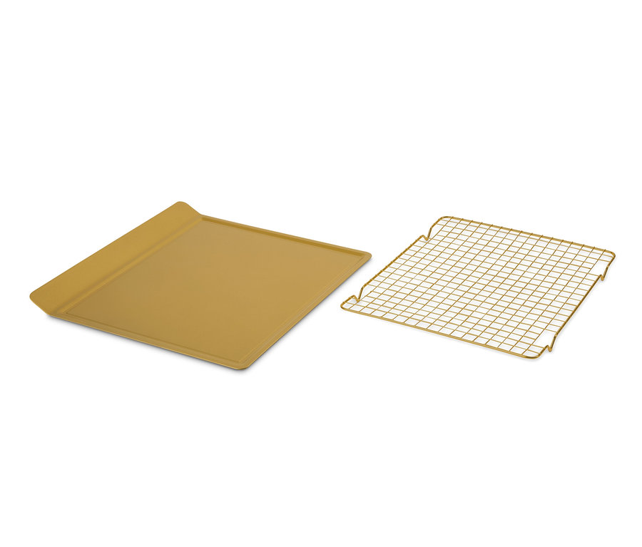 Ein gelbes Antihaft-Backblech und ein Kühlregal.