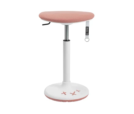 Rosa Topstar »Sitness X Stool 30« Hocker auf weißem Hintergrund.