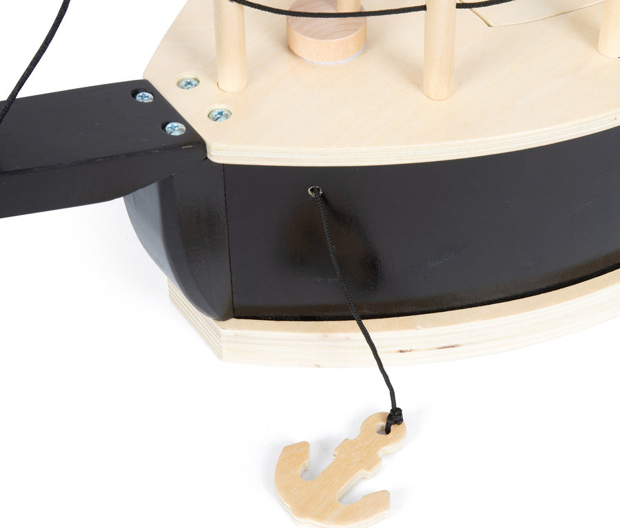 Detailansicht eines Small Foot Piratenschiffs aus Holz.