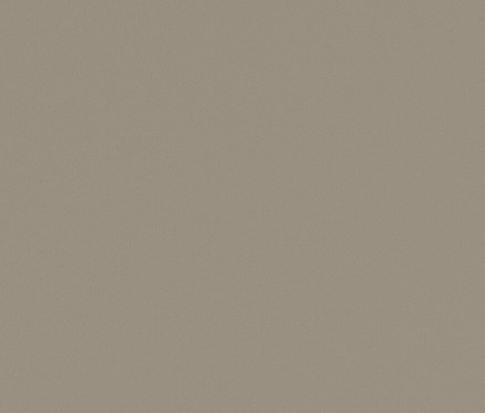 Einfarbiger Hintergrund in Beige. Zu sehen ist die »Tomino« Kommode mit Wickelaufsatz.