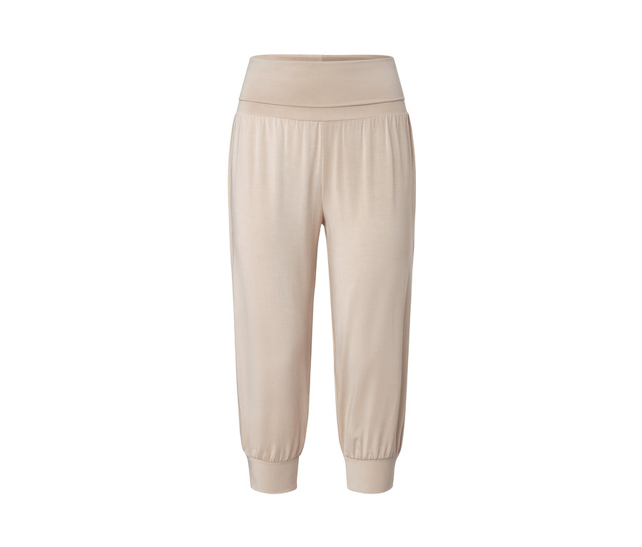 Beige 3/4-Yogahose.
