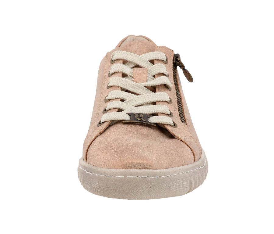 Nahaufnahme eines Romika Sneakers, PU bronze mit weißen Schnürsenkeln.