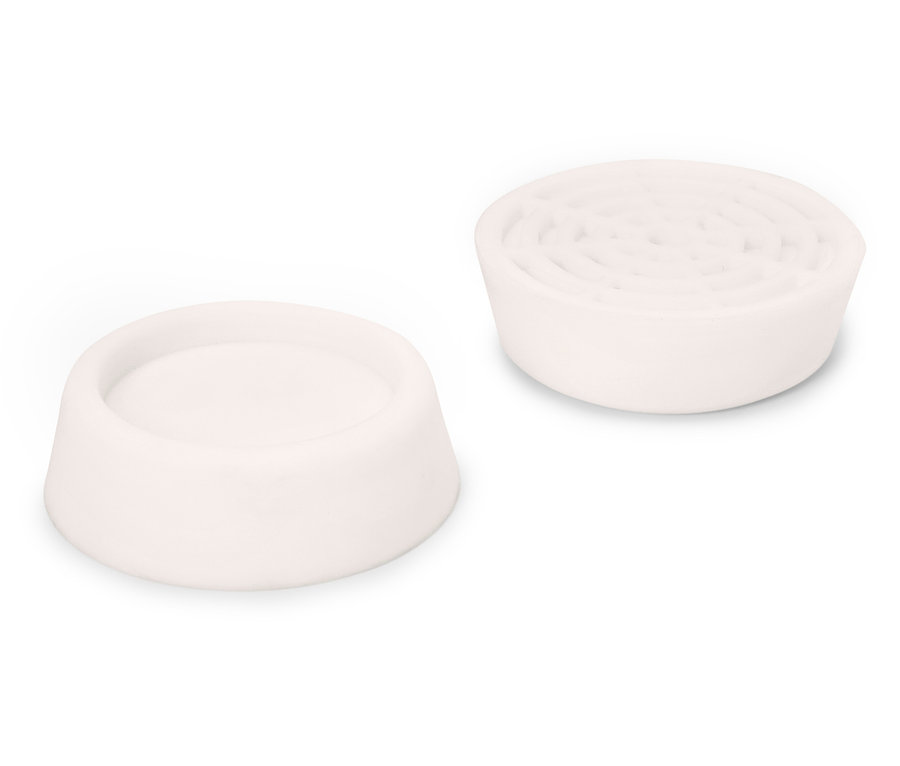 Zwei weiße Objekte auf einem weißen Hintergrund.