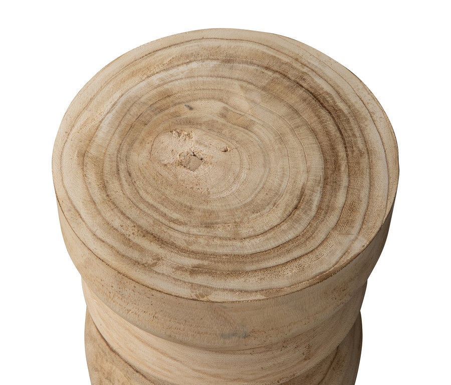 Detailansicht von oben des naturfarbenen Woood Hockers »Bikkel« aus Holz.