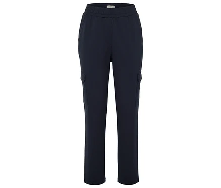 Marineblaue Cargohose mit elastischem Bund und seitlichen Taschen.