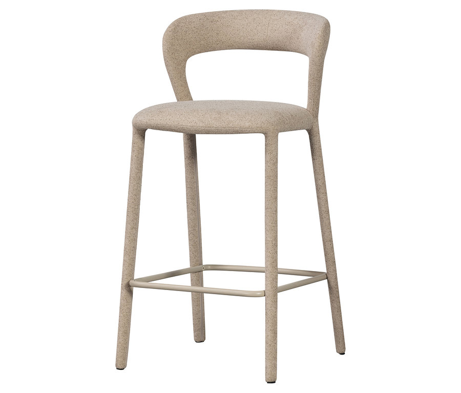 Ein einzelner, hoher Hocker in Beige steht auf einem weißen Hintergrund.