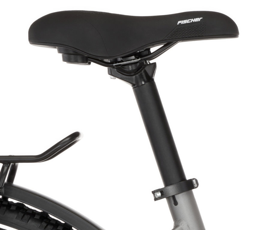 Nahaufnahme vom Sattel und der Sattelstütze eines FISCHER Trekking-E-Bikes TERRA 2.2 ACTIVE.