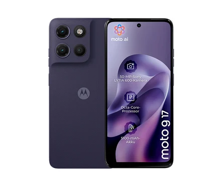 Ein dunkelblaues Motorola moto g17 LTE 128GB Evening blue Smartphone, von vorne und hinten gezeigt. Die Rückseite hat eine Textur und ein Kamera-Modul mit drei Linsen. Auf dem Display sind die Schriftzüge "moto ai" und "moto g17" sowie die Merkmale "50-MP-Sony LYTIA 600-Kamera", "Octa-Core-Prozessor" und "5100-mAh-Akku" zu sehen.