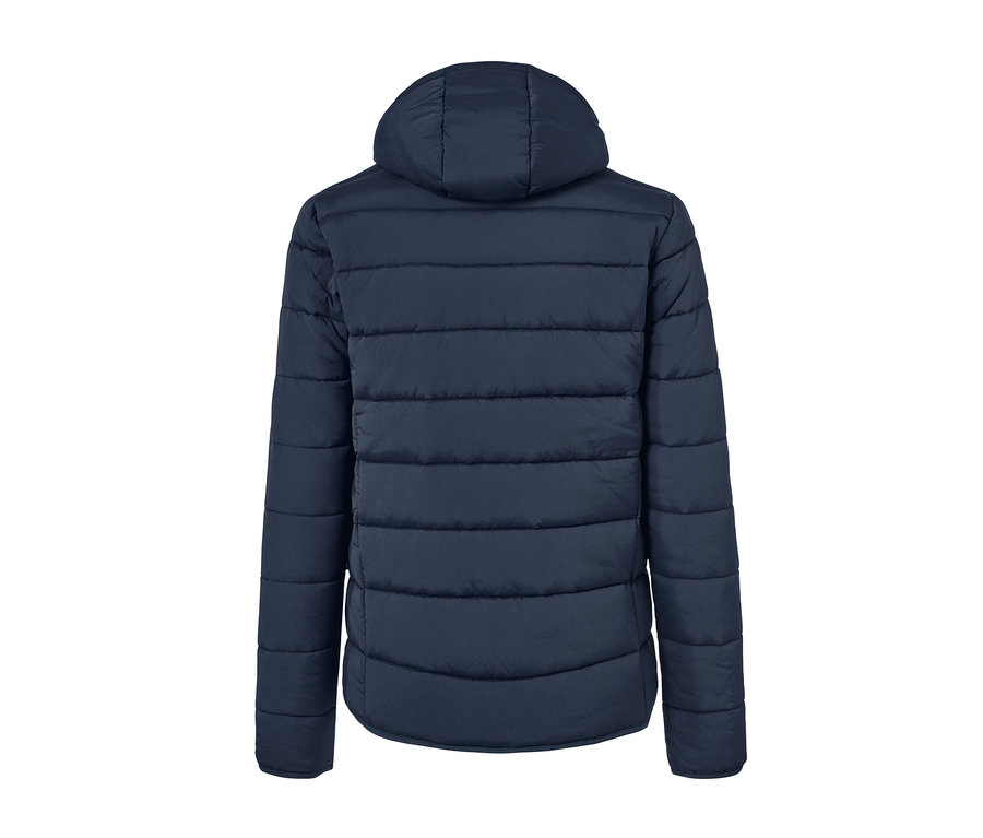 Detailansicht der Rückseite einer Steppjacke.