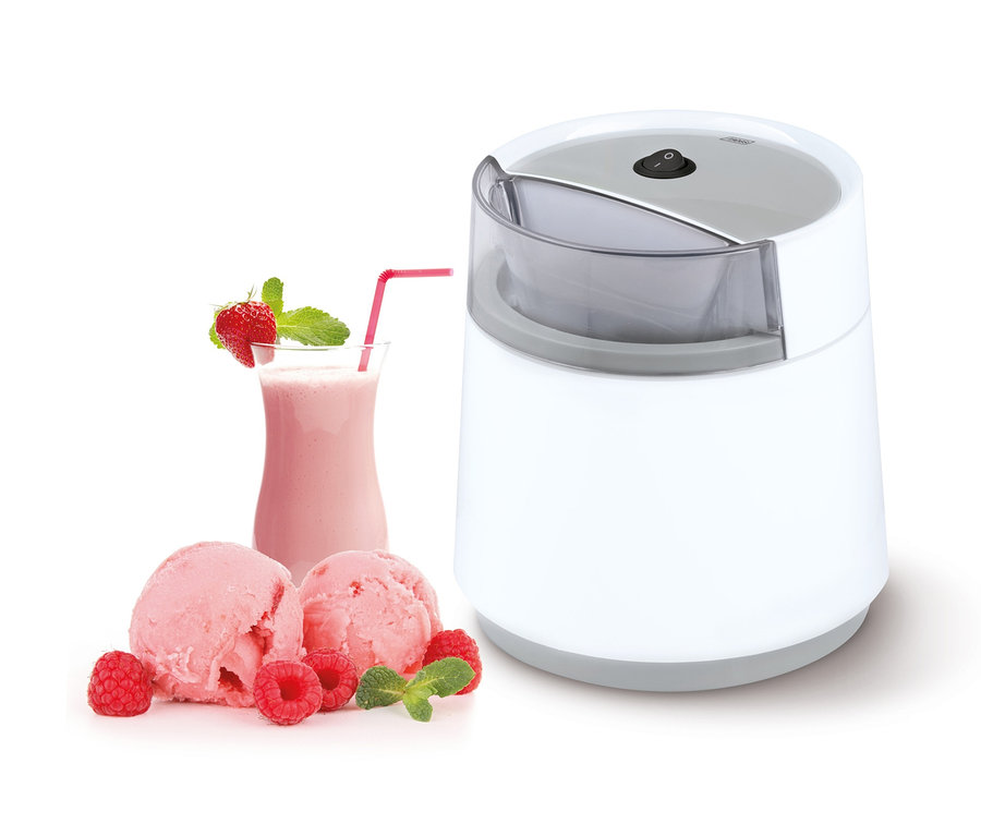 Eismaschine »Comfortice«, zwei Kugeln Eis, Himbeeren und ein Milchshake.