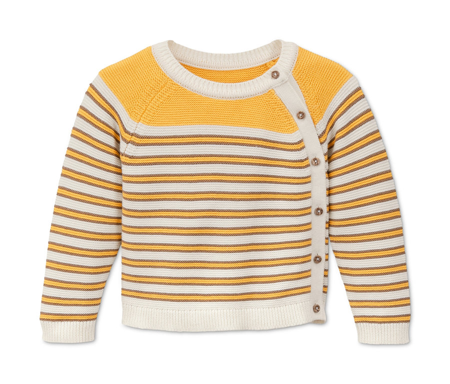 Gelb-cremefarbener, gestreifter Strickpullover aus Bio-Baumwolle mit braunen Streifen und Knöpfen.