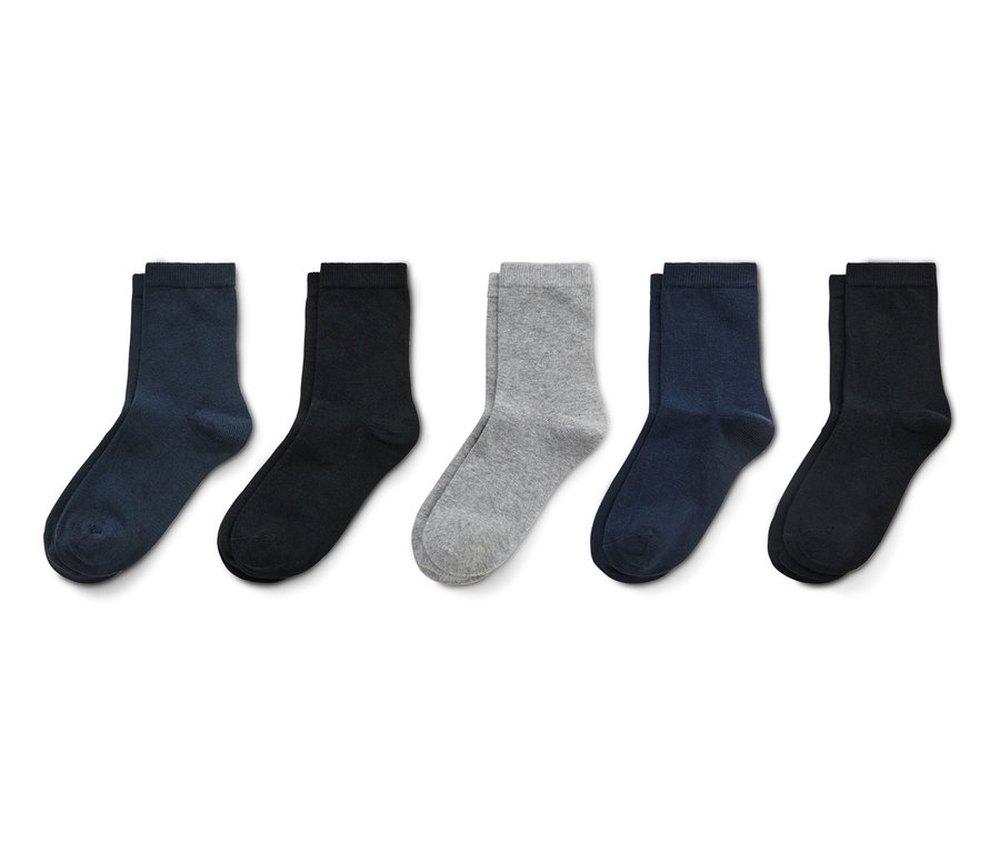 Fünf Paar Kinder-Socken in Blau, Schwarz und Grau.