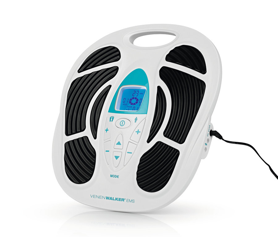 Detailaufnahme eines weißen VenenWalker EMS-Durchblutungs-Stimulators mit schwarzen Fußpads.