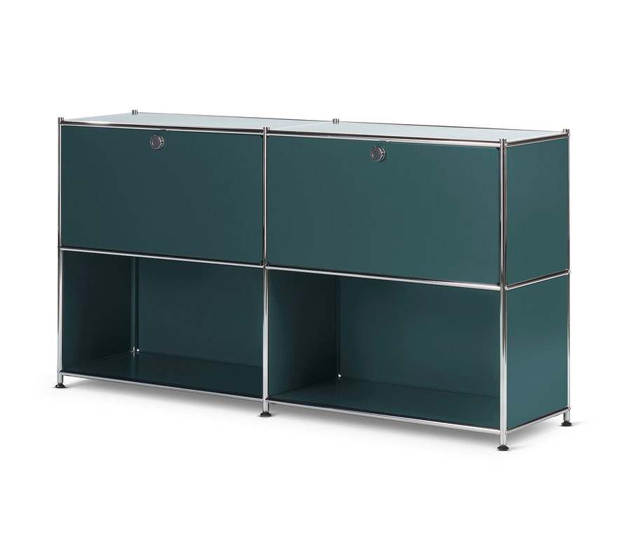 Dunkelgrünes Sideboard »CN3« mit versetzbaren Klappfächern.