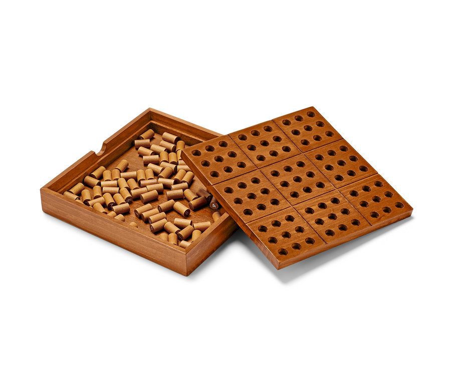 Holz Brettspiel »Sudoku« mit Stiften in einer Schachtel.