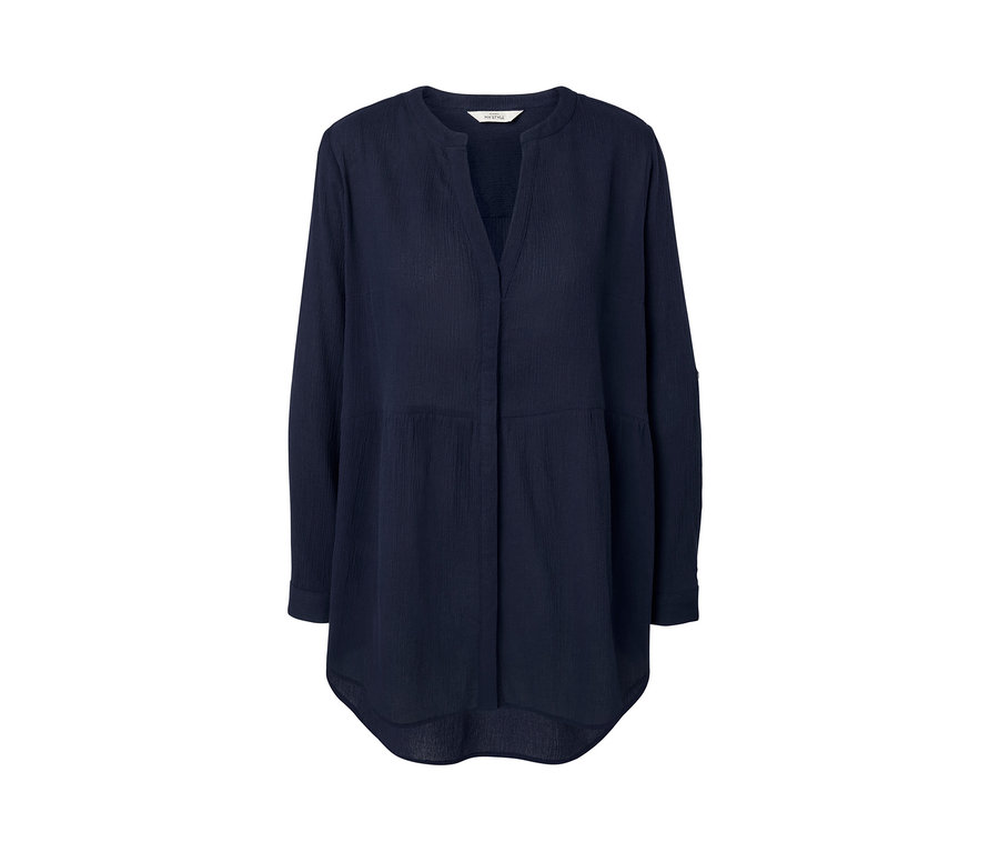 Eine marineblaue Longbluse.