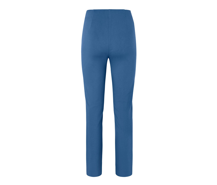 Blaue Stretchhose.