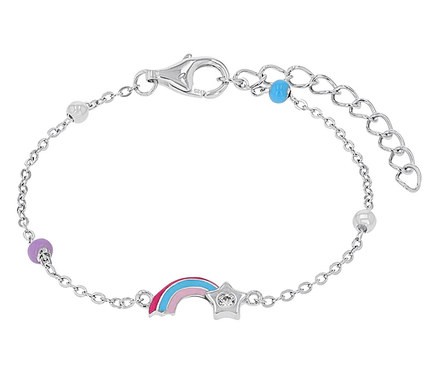 Nahaufnahme eines silbernen Armbands mit einem farbigen Regenbogen- und Sternanhänger.