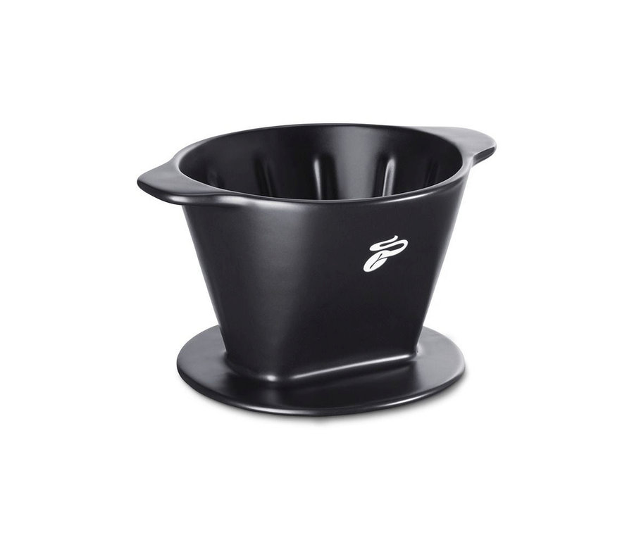 Detailaufnahme eines schwarzen Kaffeehandfilters Gr. 101 mit Bohne.