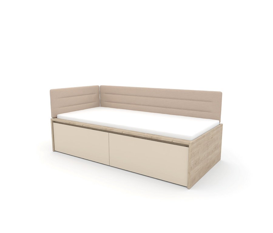 Roba Jugendbett »Louisa«, 90 x 200 cm in Beige und Holzoptik mit Lattenrost und Matratze auf weißem Hintergrund.