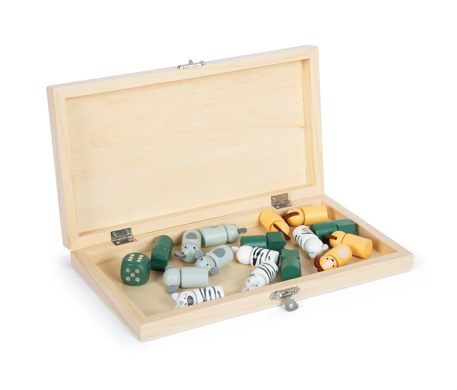 Offener Holzkasten mit dem small foot Ludo »Safari« Spiel und Tierfiguren.