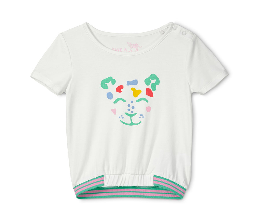 Weißes T-Shirt in Schlupfform mit einem bunten Tiermuster.