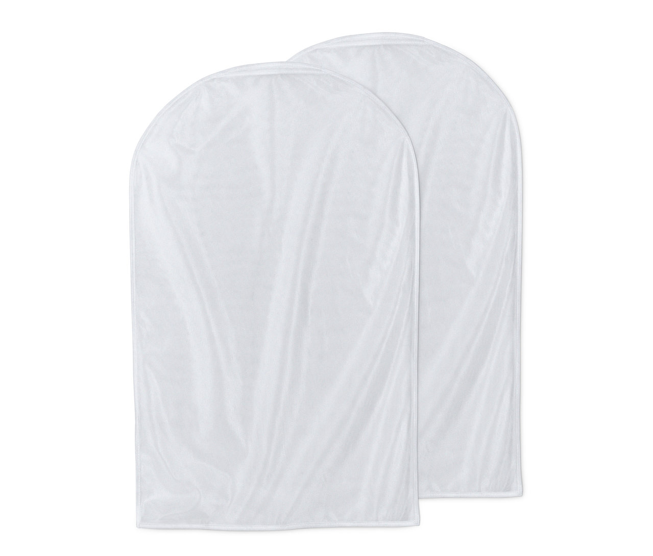 Zwei weiße Kleiderschutzhüllen.