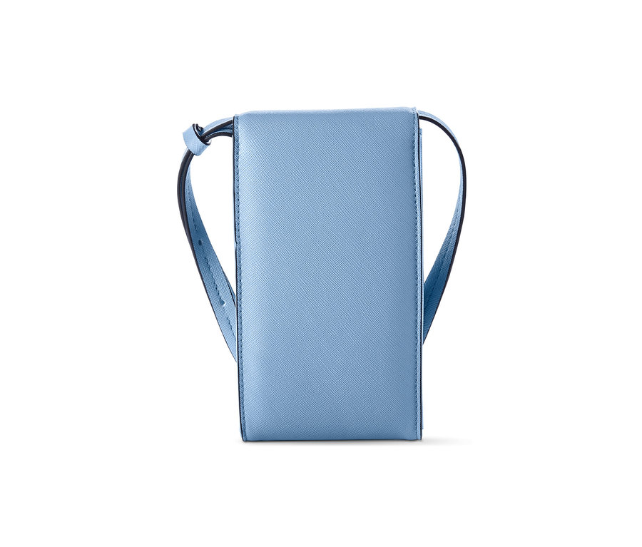 Hellblaue Minitasche mit Riemen.