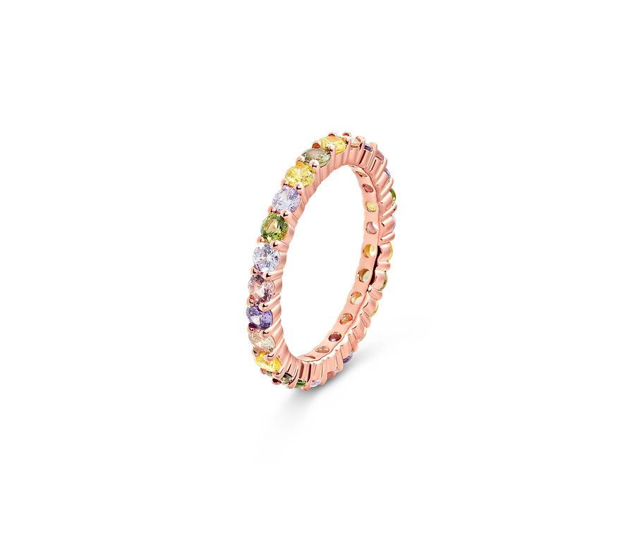 Nahaufnahme von einem mehrfarbigen 925 Silber Ring.