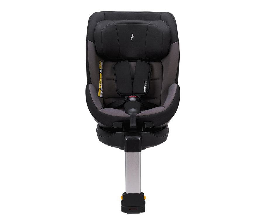 Schwarzer und grauer Osann Kindersitz »Hero360 SL«.