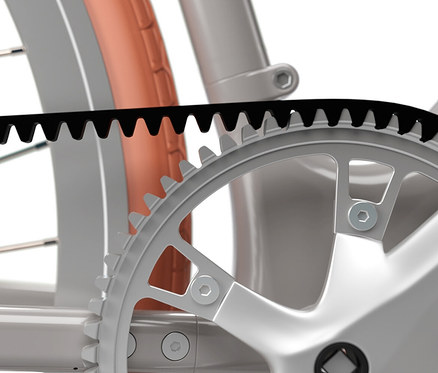 Detailaufnahme eines SHARP Hybrid E-Bikes mit Riemenantrieb und grauem Rahmen.