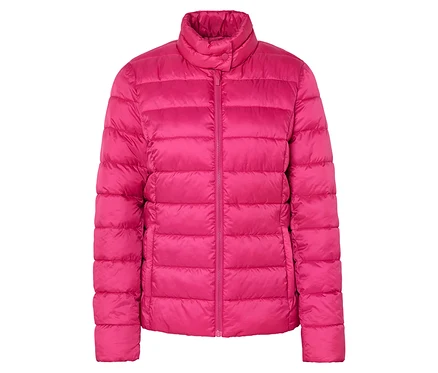 Pinke Steppjacke mit Kragen.