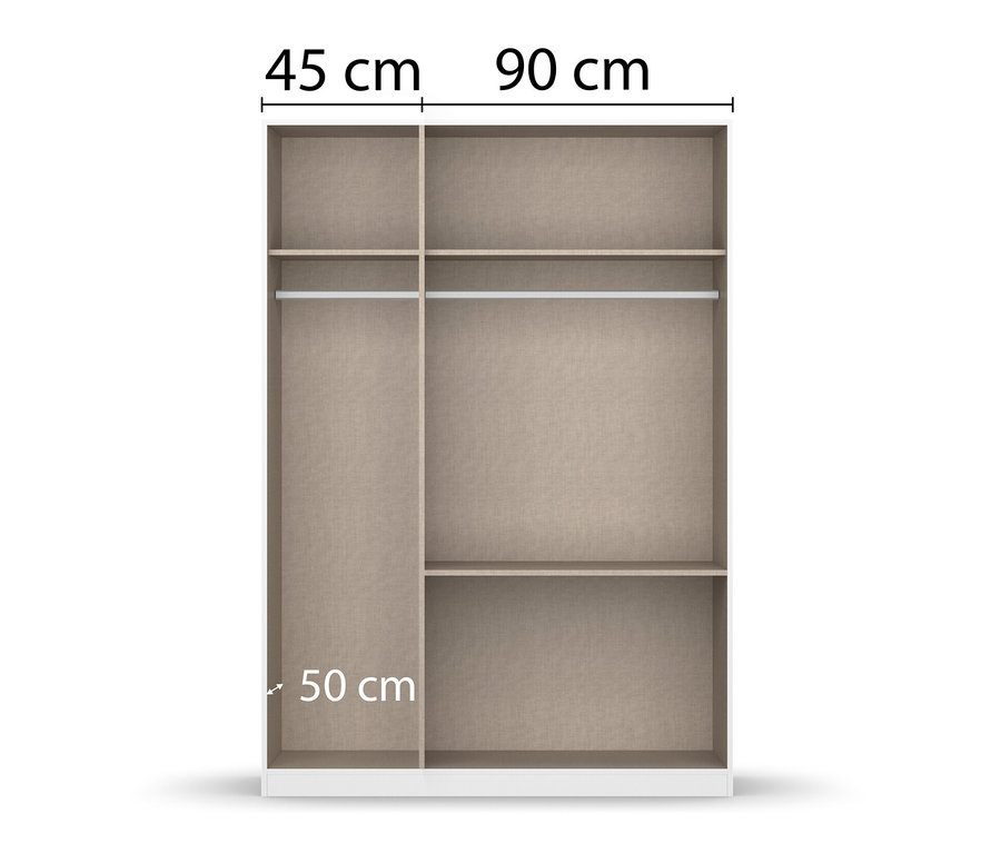 Innenansicht eines Kleiderschranks mit Regalen und Kleiderstange.